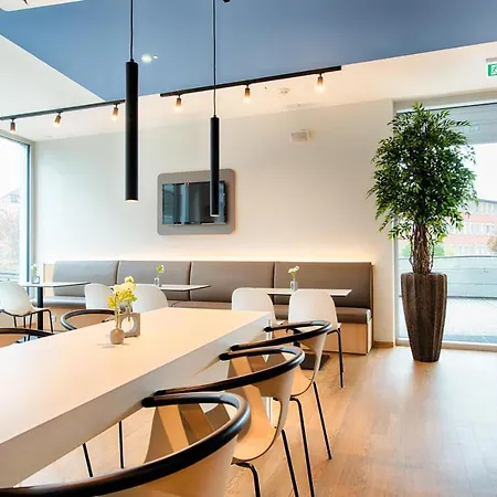 B&B Hotel Ulm Hotel 3*